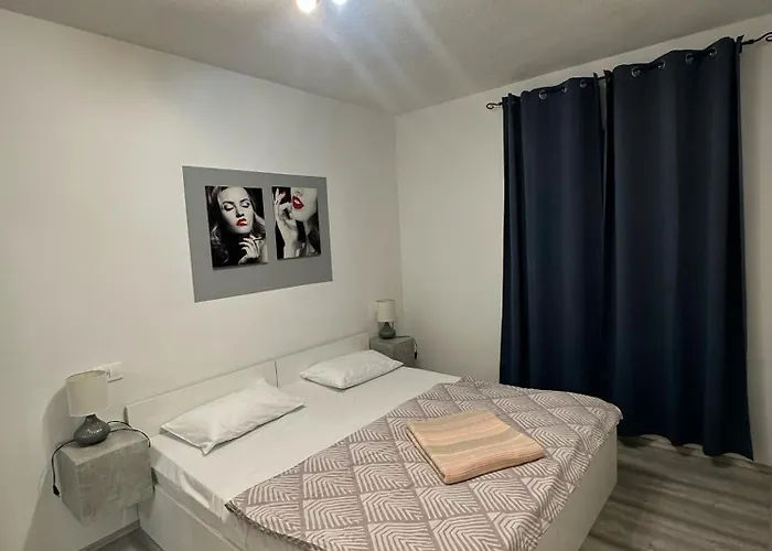 Eva 2 Apartman Tucepi