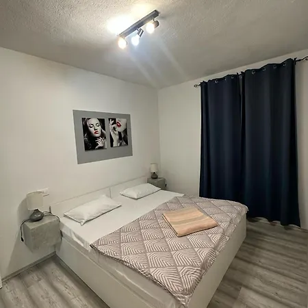 Eva 2 Lejlighed Tučepi